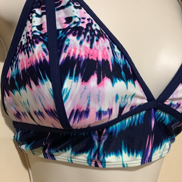 Athleta swim top - Picture 2 of 9